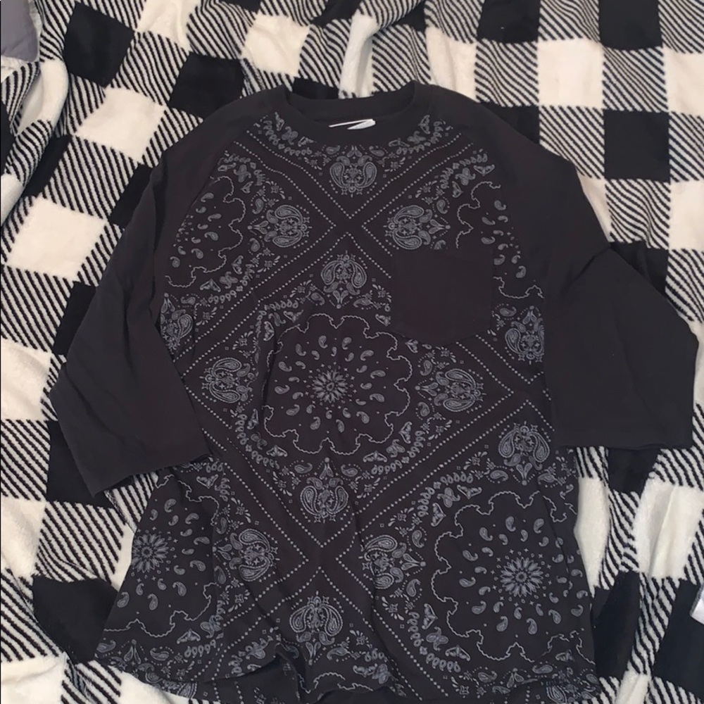 Black bandanna print 3/4 sleeve